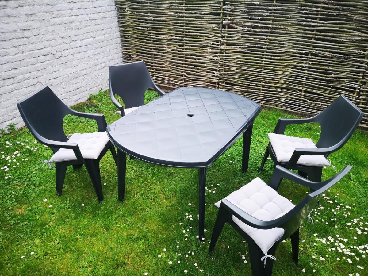 Pops Holiday Home Ieper Exteriör bild